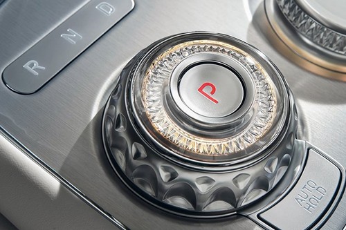 Center Controls of Genesis G90