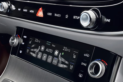 Front AC Controls of Genesis EV GV 70