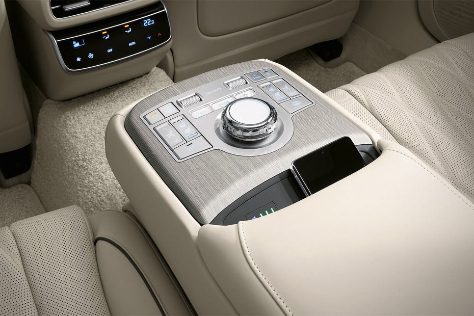 G80 Rear AC Controls