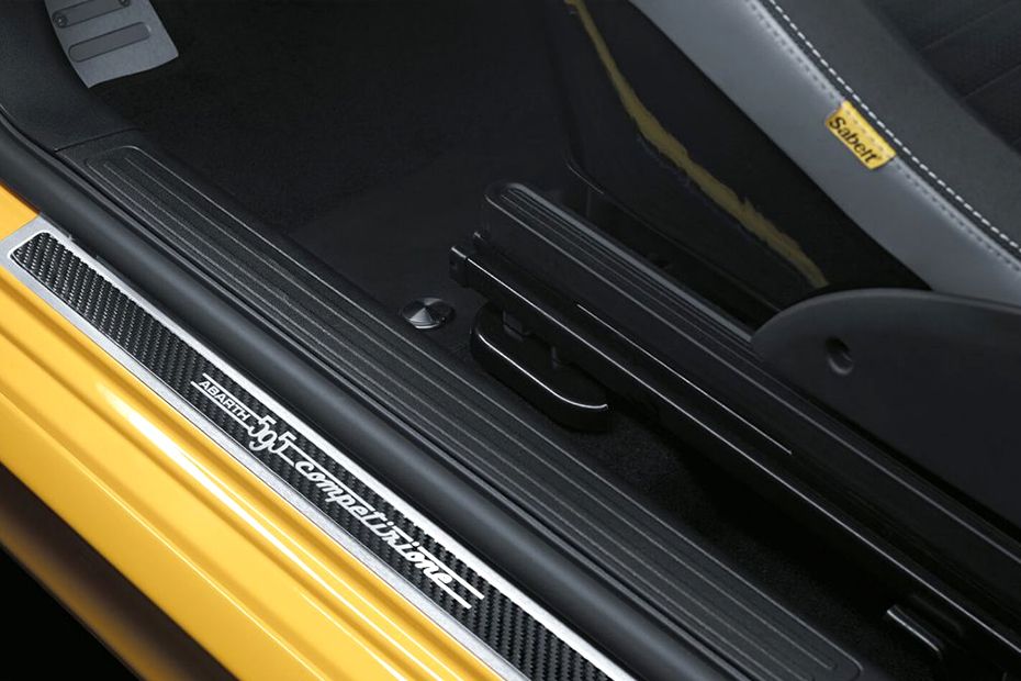 Abarth 595 Seat Adjustment Controllers