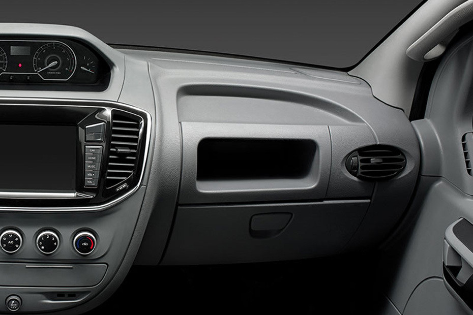Maxus V80 Glove Box