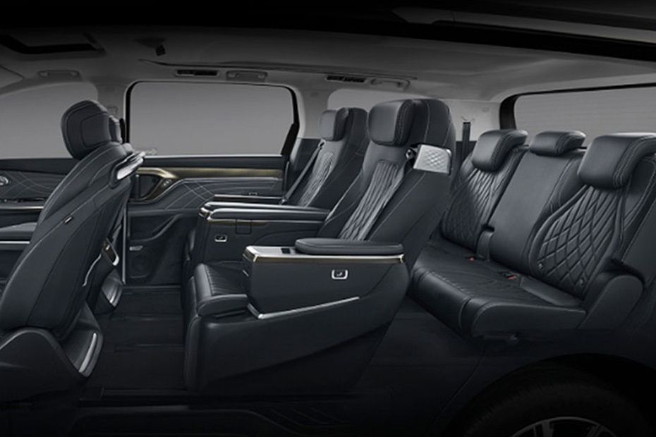 Maxus G90 Front And Rear Seats Together