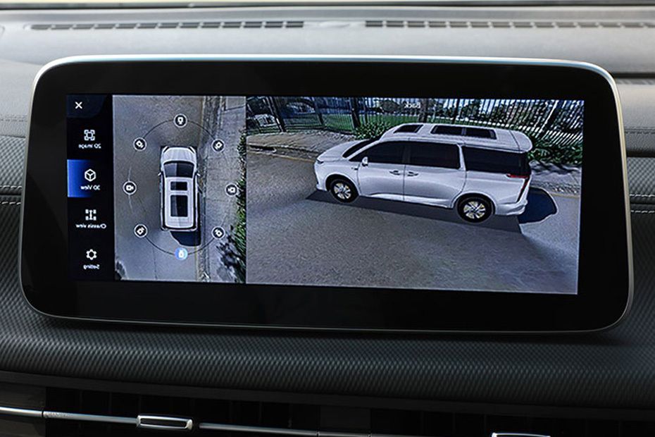 G90 Parking Assist