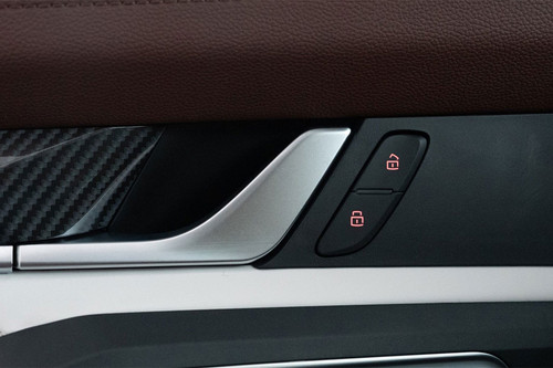 door handle interior of Maxus D90 Max