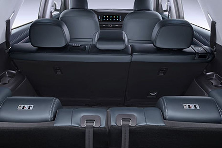 Changan CS95 Front And Rear Seats Together