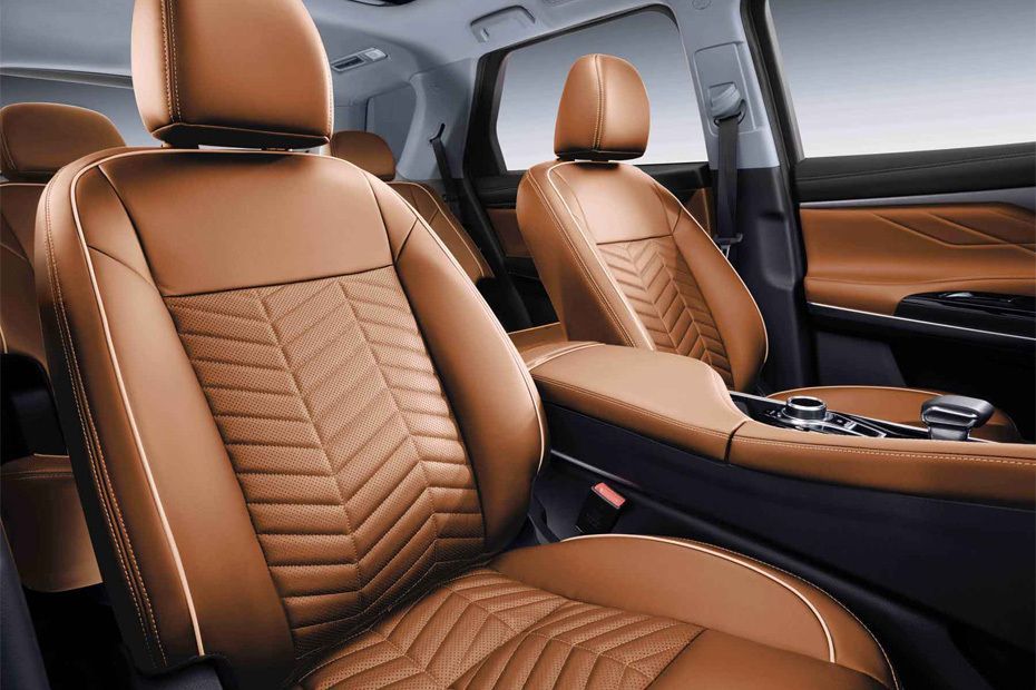CS95 Front Seats