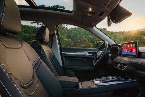 Jolion Pro Front Seats