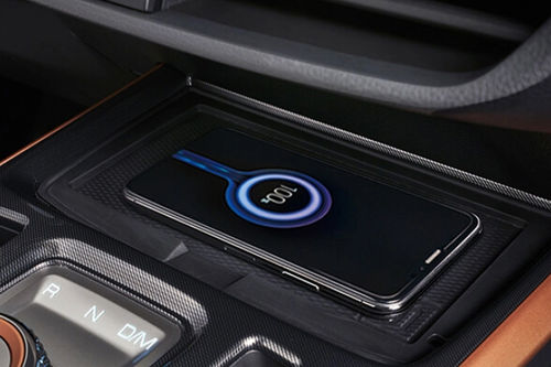 Power Accessories Outlet View of Haval H7