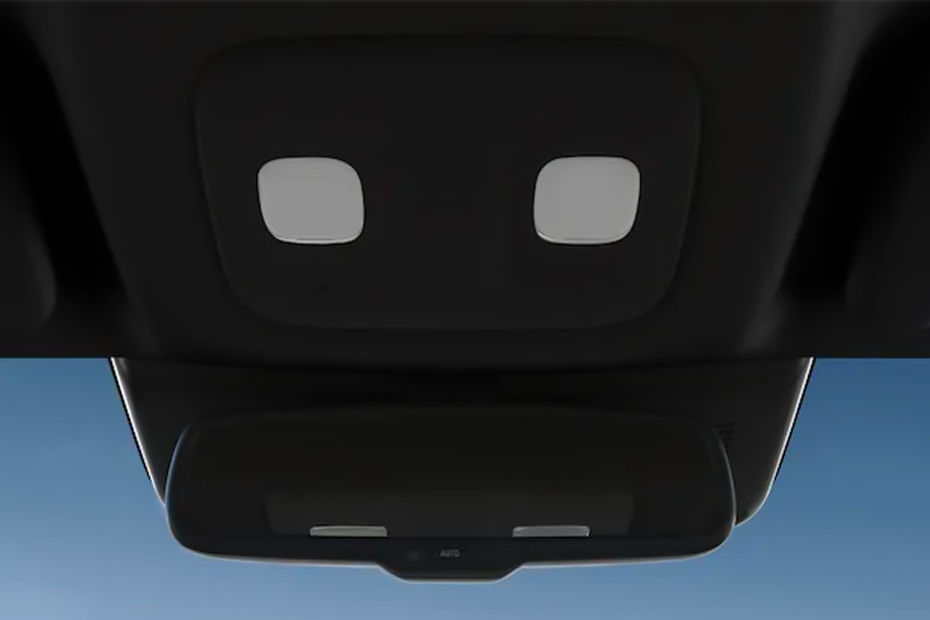 V7 Courtesy Lamps