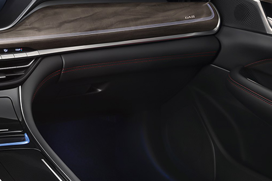 GAC GA8 Glove Box