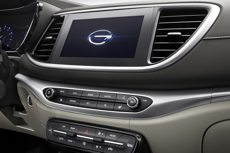 Side AC Controls of GAC GA4