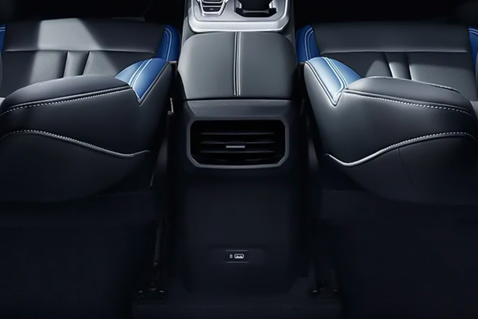 GS3 EMZOOM Rear AC Controls