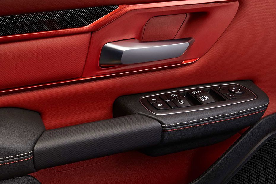 RAM 1500 (2022-2023) Drivers Side In Side Door Controls