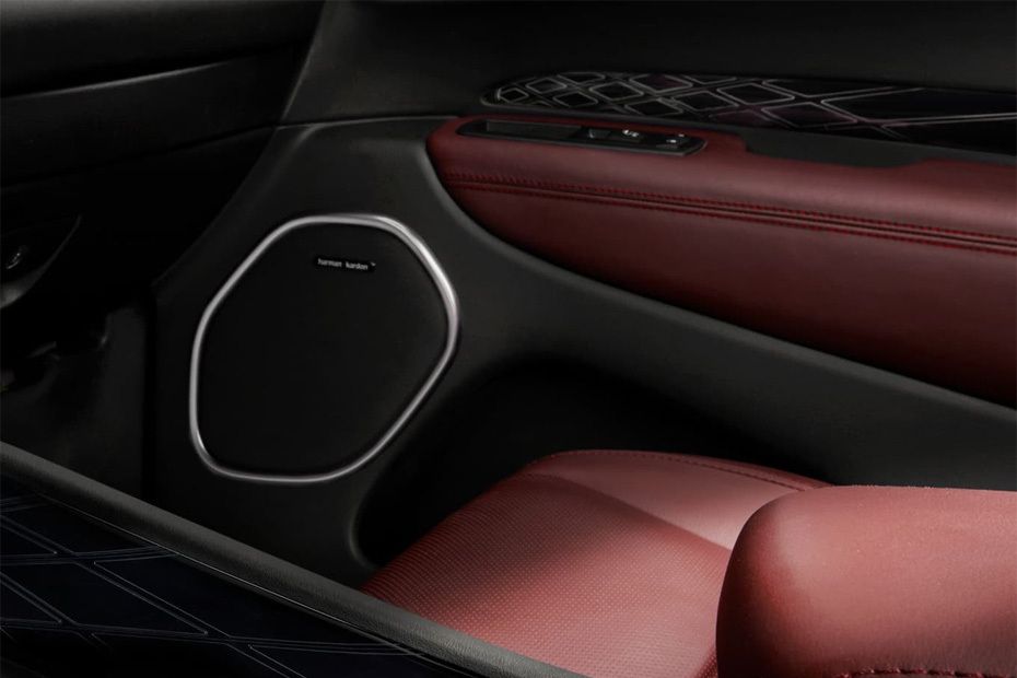 Speakers View of Dodge Durango