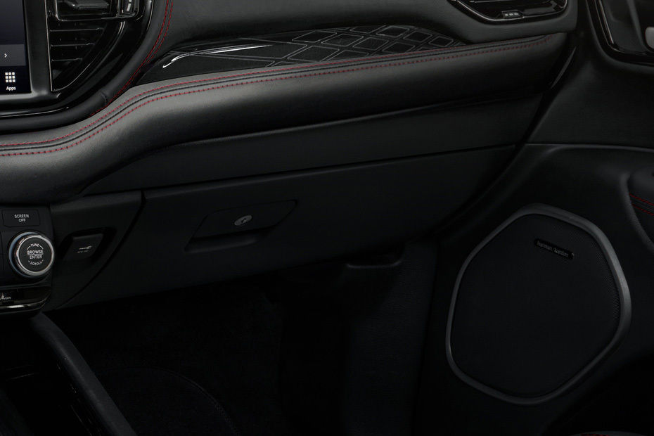 Dodge Durango 2026 Glove Box