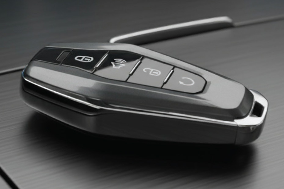 Chery Rely R08  Keychain Fob