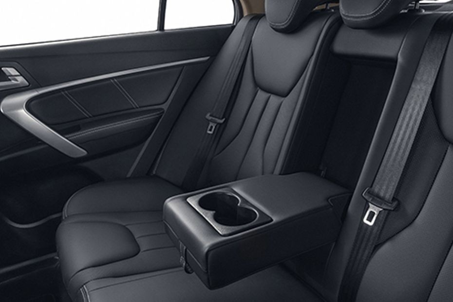 EC7 Armrest Rear