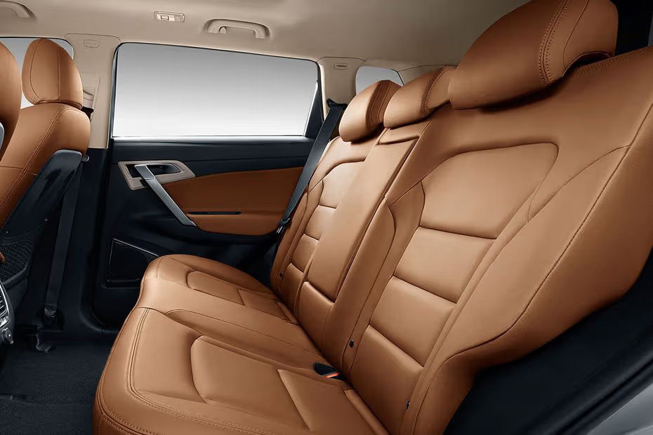 Geely Emgrand X7 Sport Rear Seats