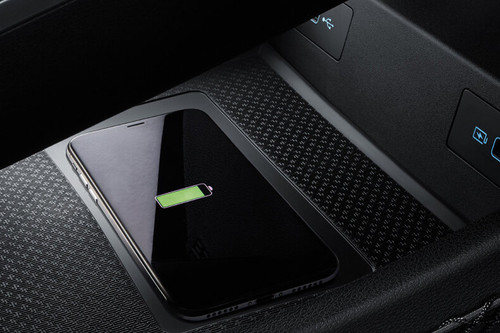 Power Accessories Outlet View of Geely Azkarra