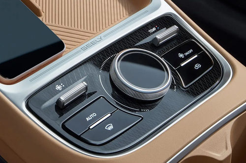 Center Controls of Geely EX5 EM-i
