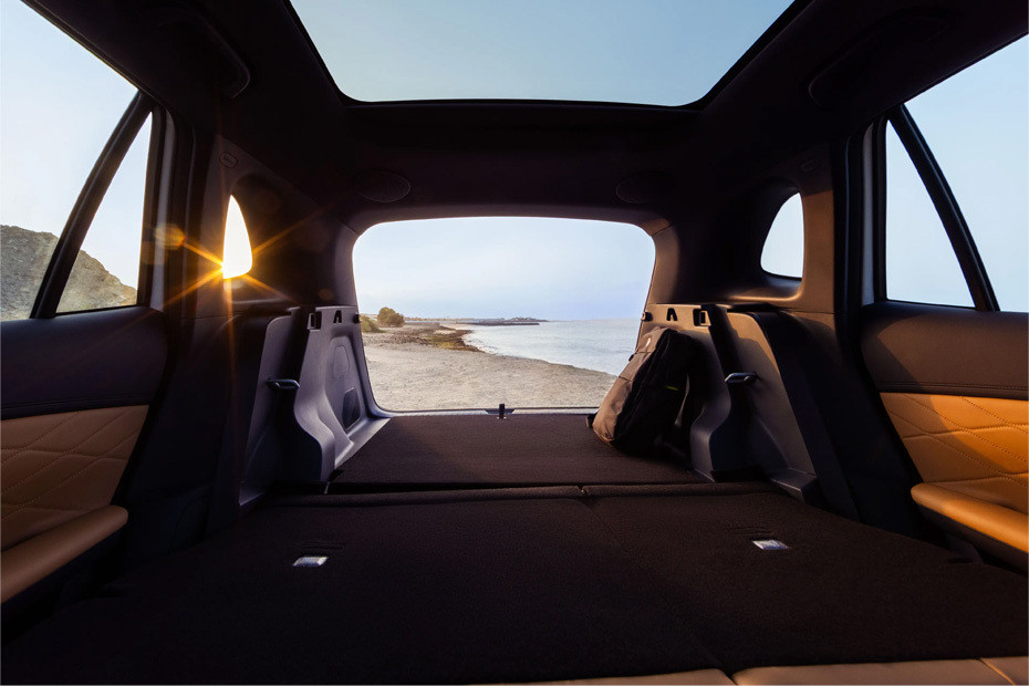 Folding Seats of Geely EX5 EM-i