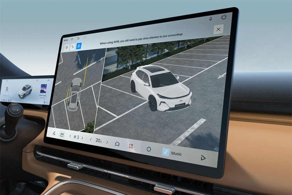 EX5 EM-i Parking Assist
