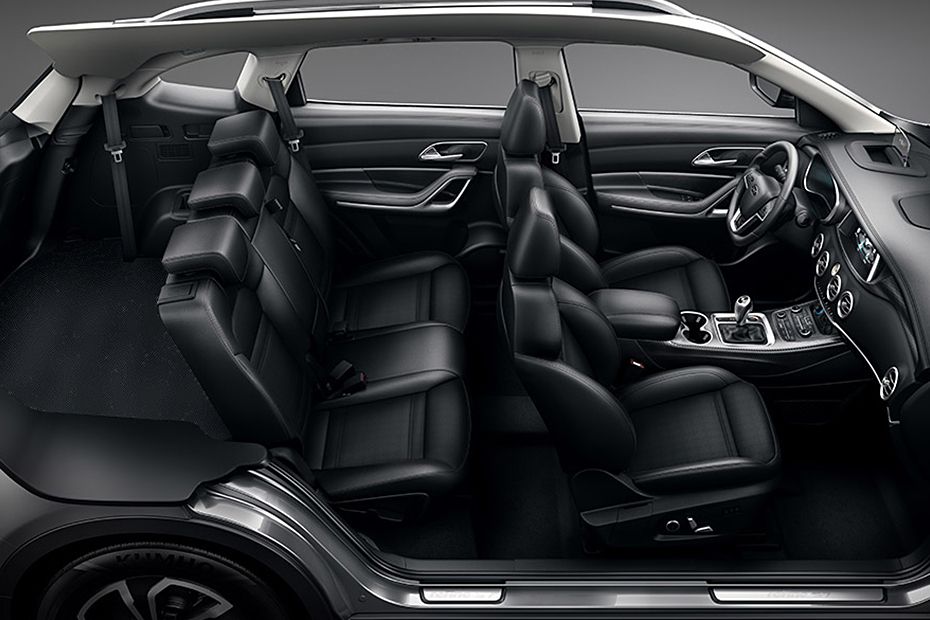 JAC S7 Front And Rear Seats Together