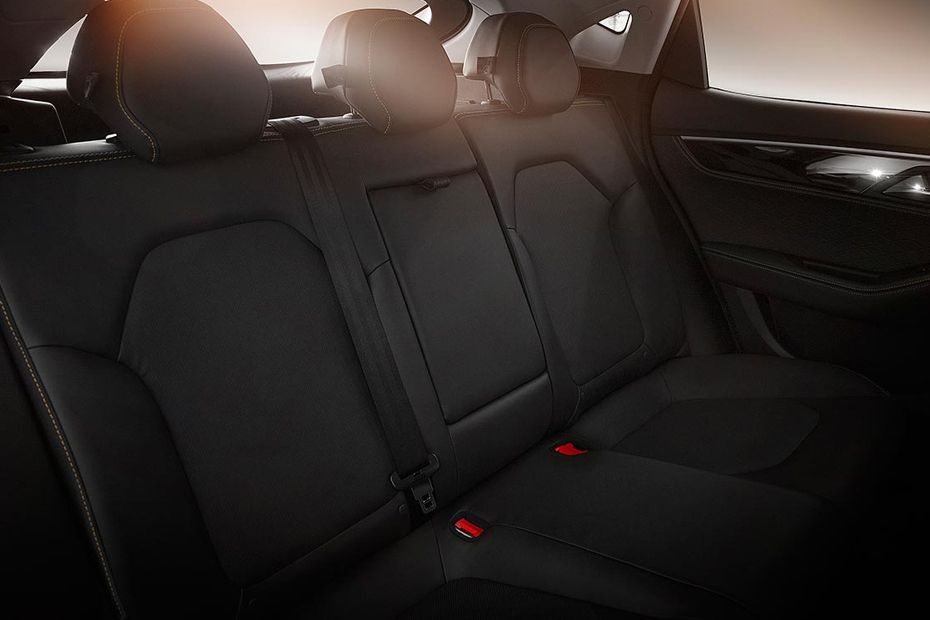 JAC J7 Rear Seats
