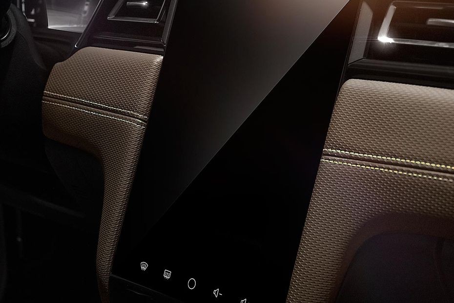 J7 touch screen