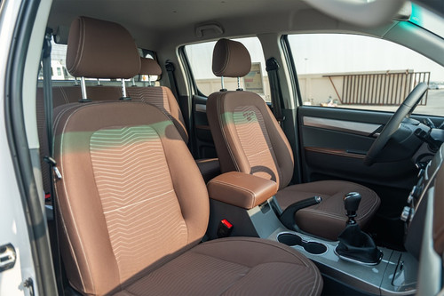T8 Front Seats