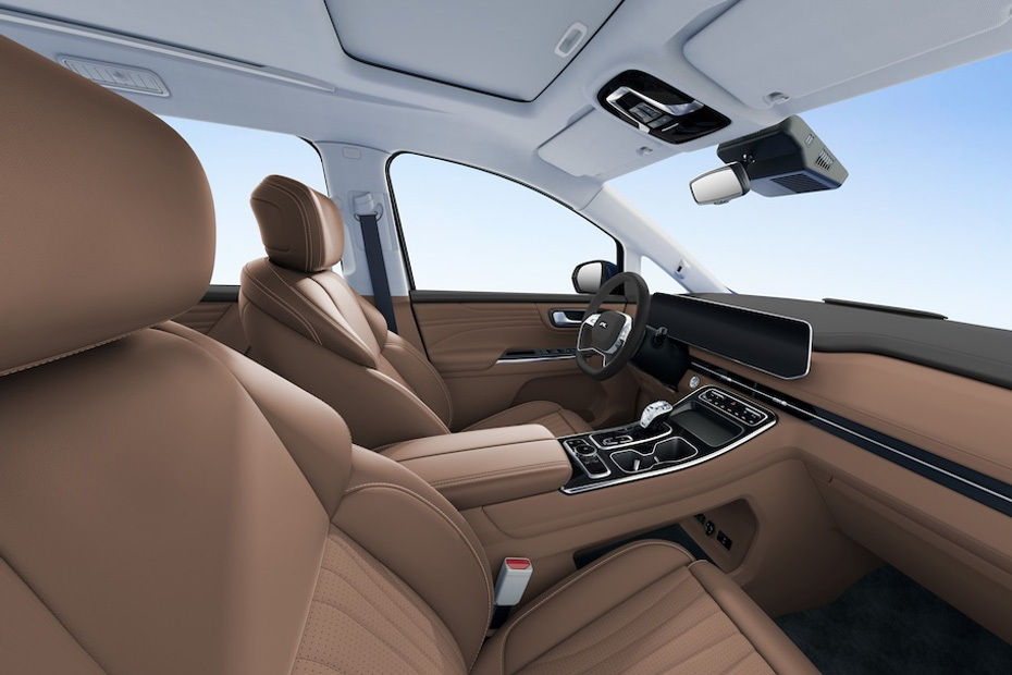 RF8 Front Seats