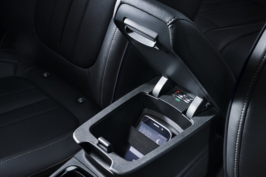 Grandland Front Center Divider