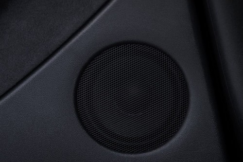 Speakers View of Tesla Model Y (2024-2025)