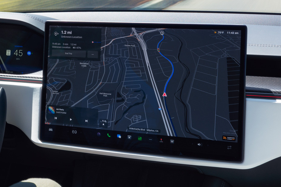 Model S gps navigator