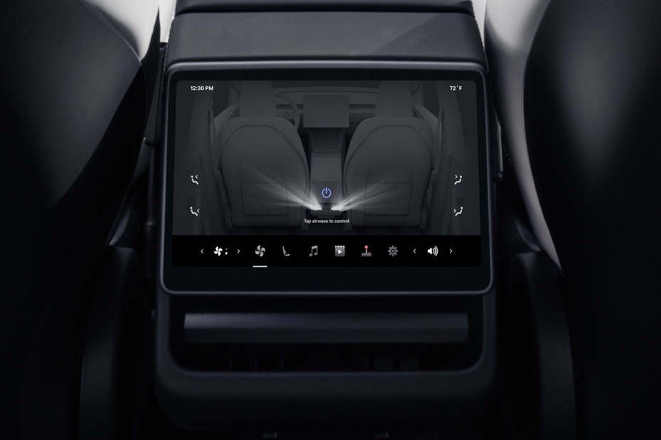 Model Y Rear AC Controls