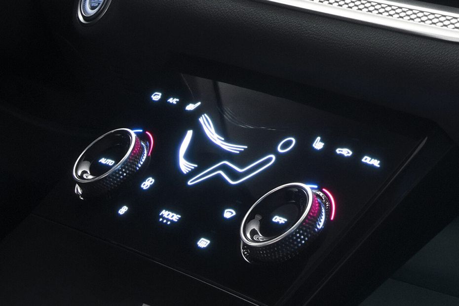 Front AC Controls of Bestune B70