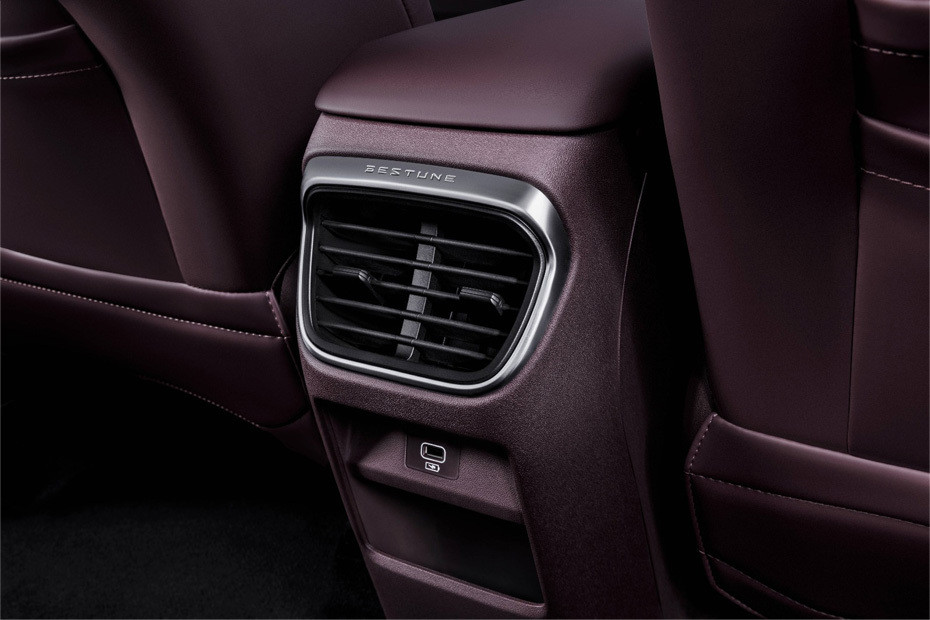 T90 Rear AC Controls