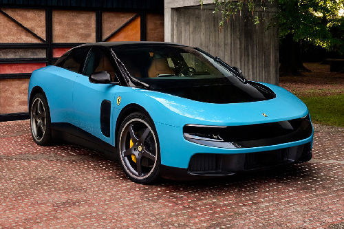 Ferrari Luce Front Medium View