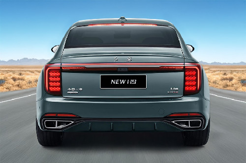 Full Rear View of Hongqi H9