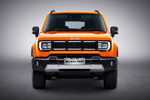 Full Front View of BJ40 Pro
