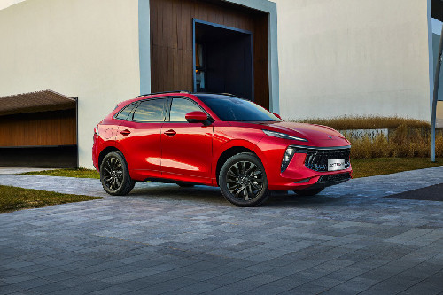 Forthing T5 EVO Front Medium View