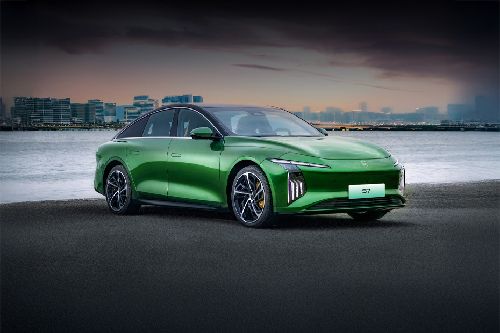 Forthing S7 Front Medium View