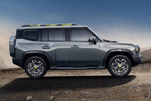 T2 i-DM Medium Angle Front View