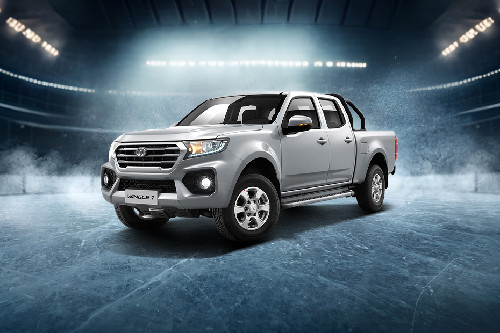 Wingle 7 Front angle low view