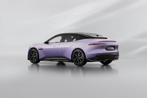 Rear Cross Side View of AVATR 06