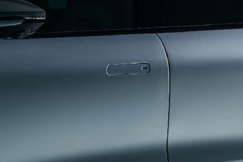 001 Door handle