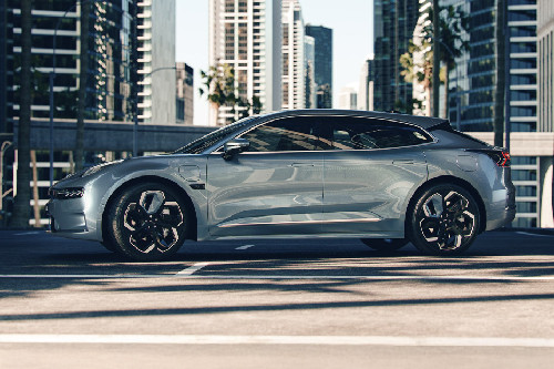 ZEEKR 001 Drivers Side Mirror Rear Angle