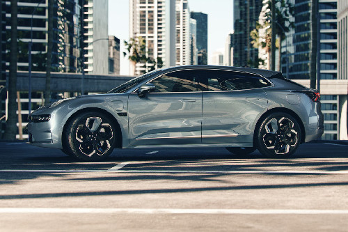 001 Side view