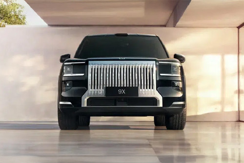 Full Front View of 9X