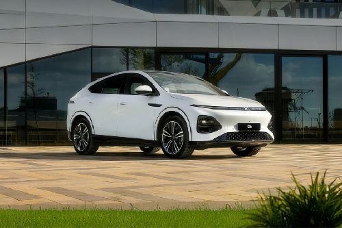 XPENG G6 Front Medium View